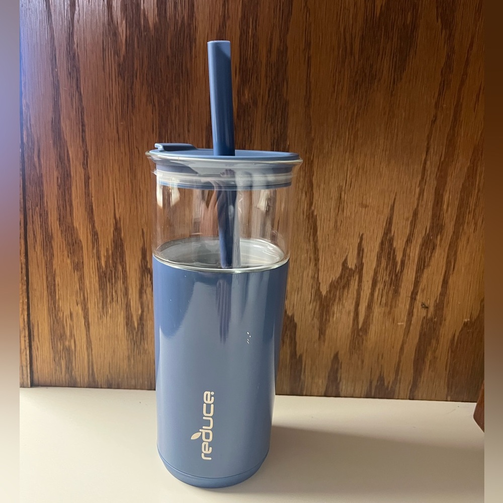 Reduce 18 oz Blue Insulated Straw Tumbler - Reusable Drinkware.